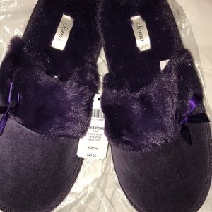 Soma slippers- NWT